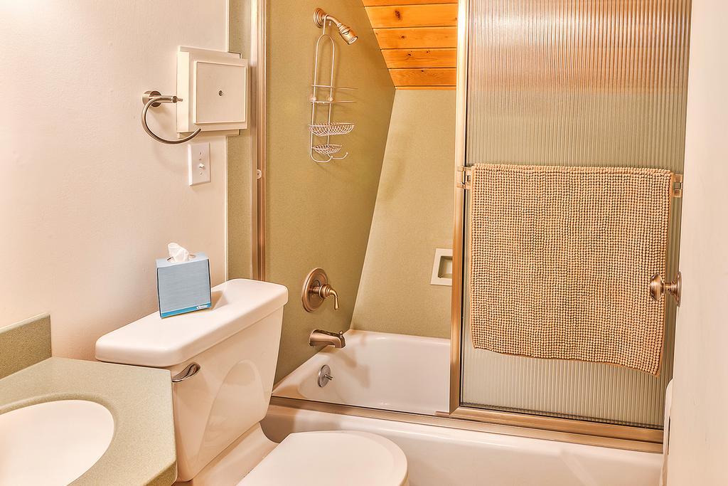 Four Stone Lodge Greenwater エクステリア 写真