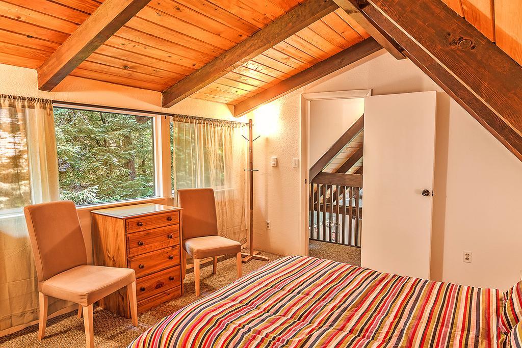 Four Stone Lodge Greenwater エクステリア 写真