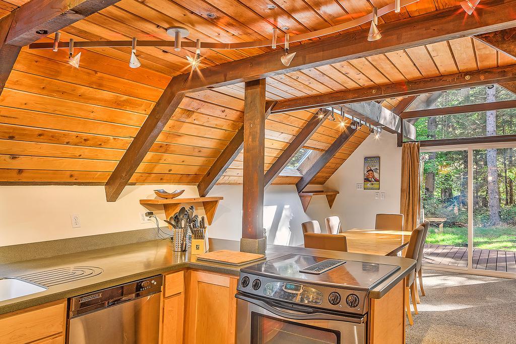 Four Stone Lodge Greenwater エクステリア 写真