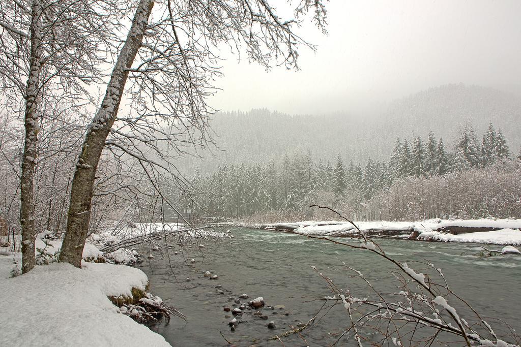 Four Stone Lodge Greenwater エクステリア 写真